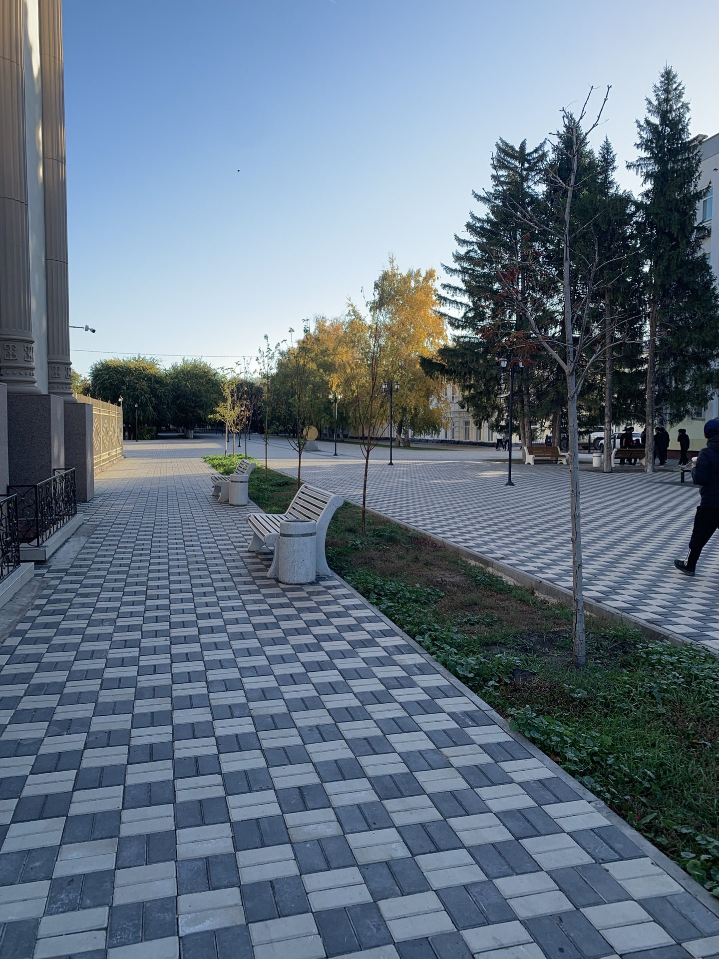 В Уральске просто неимоверно красивая осень